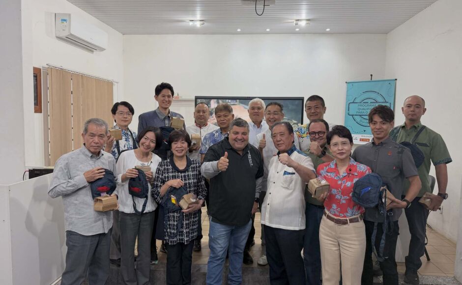 Prefeito recebe comitiva japonesa para apresentar modelo de turismo sustentável de Bonito