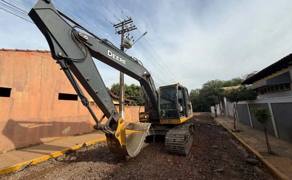 Obras de reconstrução asfáltica começam no BNH e Jardim Andrea