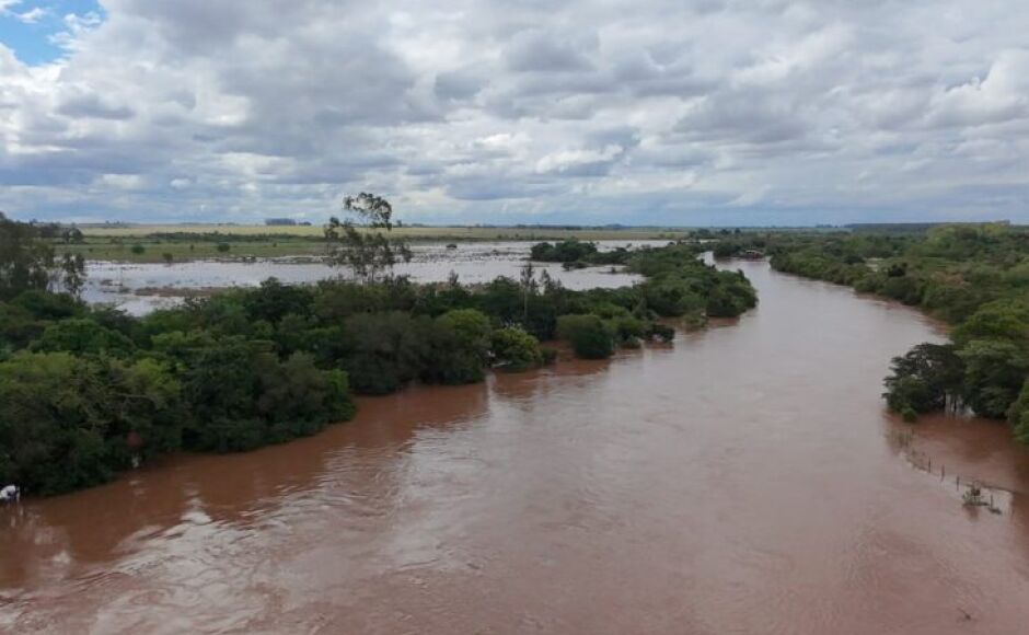 Novo boletim do Imasul aponta elevação dos rios Dourados e Pardo e queda no nível do Miranda