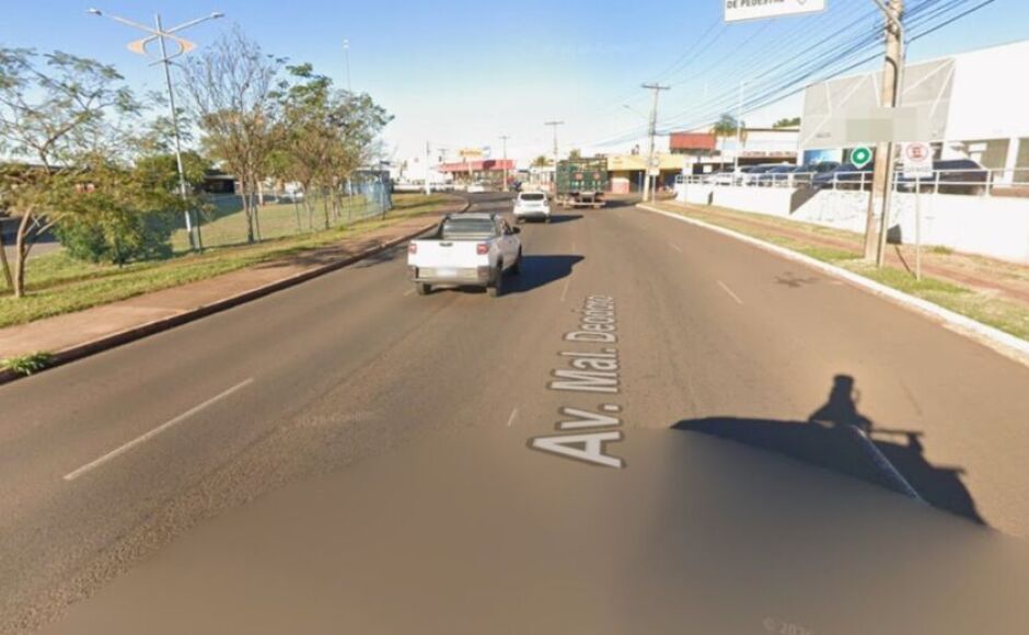 Discussão por suposto assédio termina em ameaça com arma e agressão 