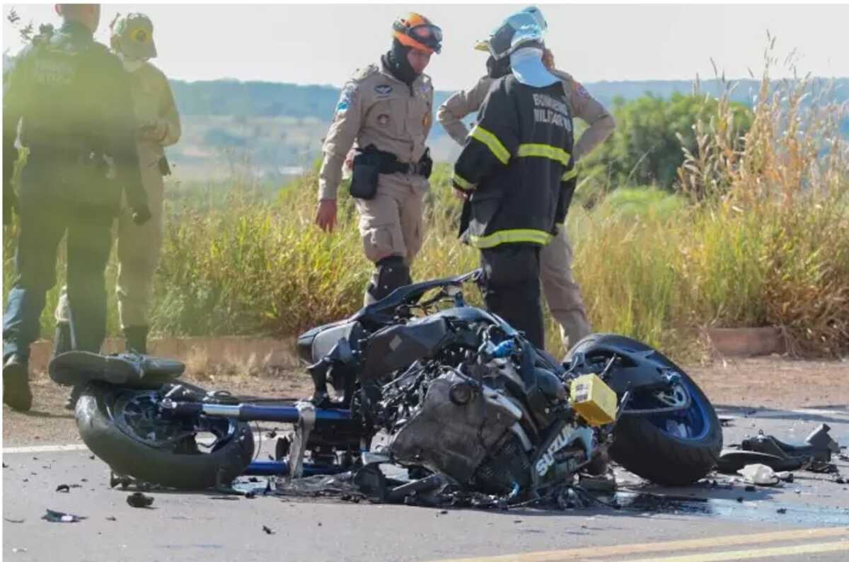 Bota sales policial rodoviario