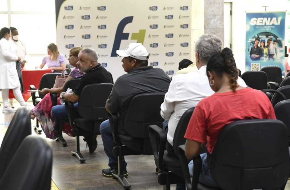 Confira o 'abre e fecha' dos órgãos públicos do Estado com os feriados municipais